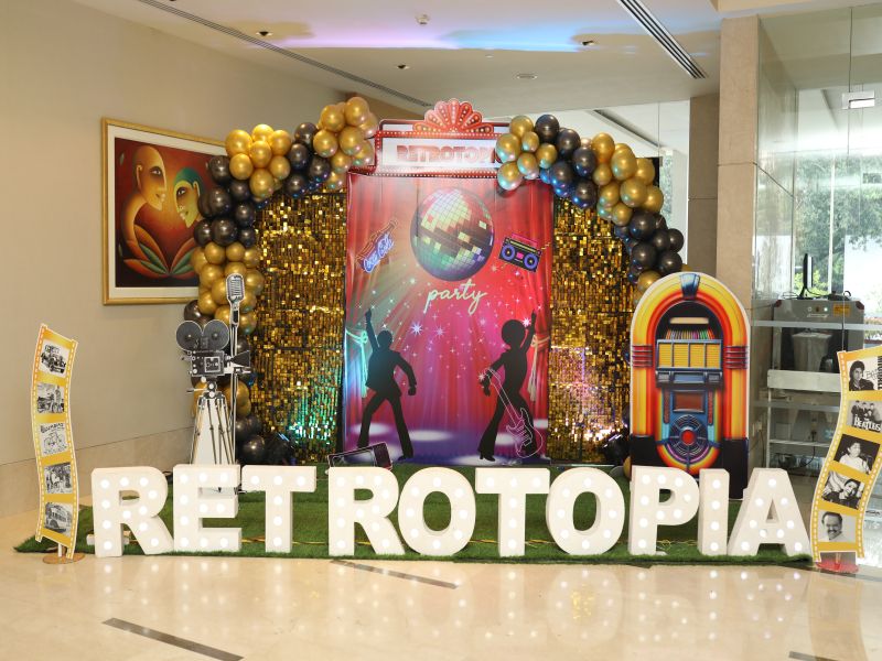 Retrophia